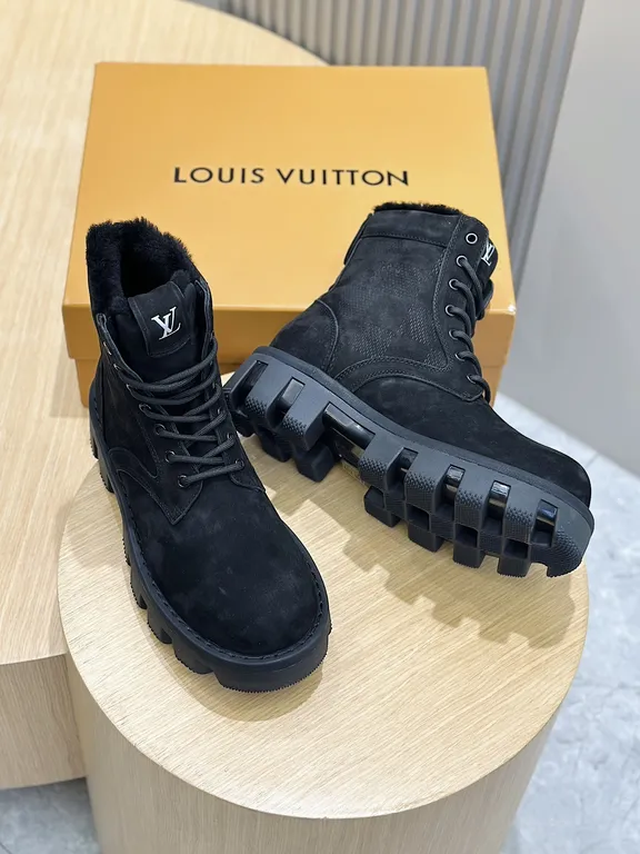 Louis Vuitton Shoe 